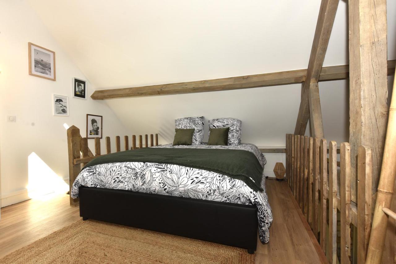 Vadencourt  Maisonnette Du Bonheur - Vue Campagne - Baignoire Balneo 32 Jets - Lits Queen Size מראה חיצוני תמונה